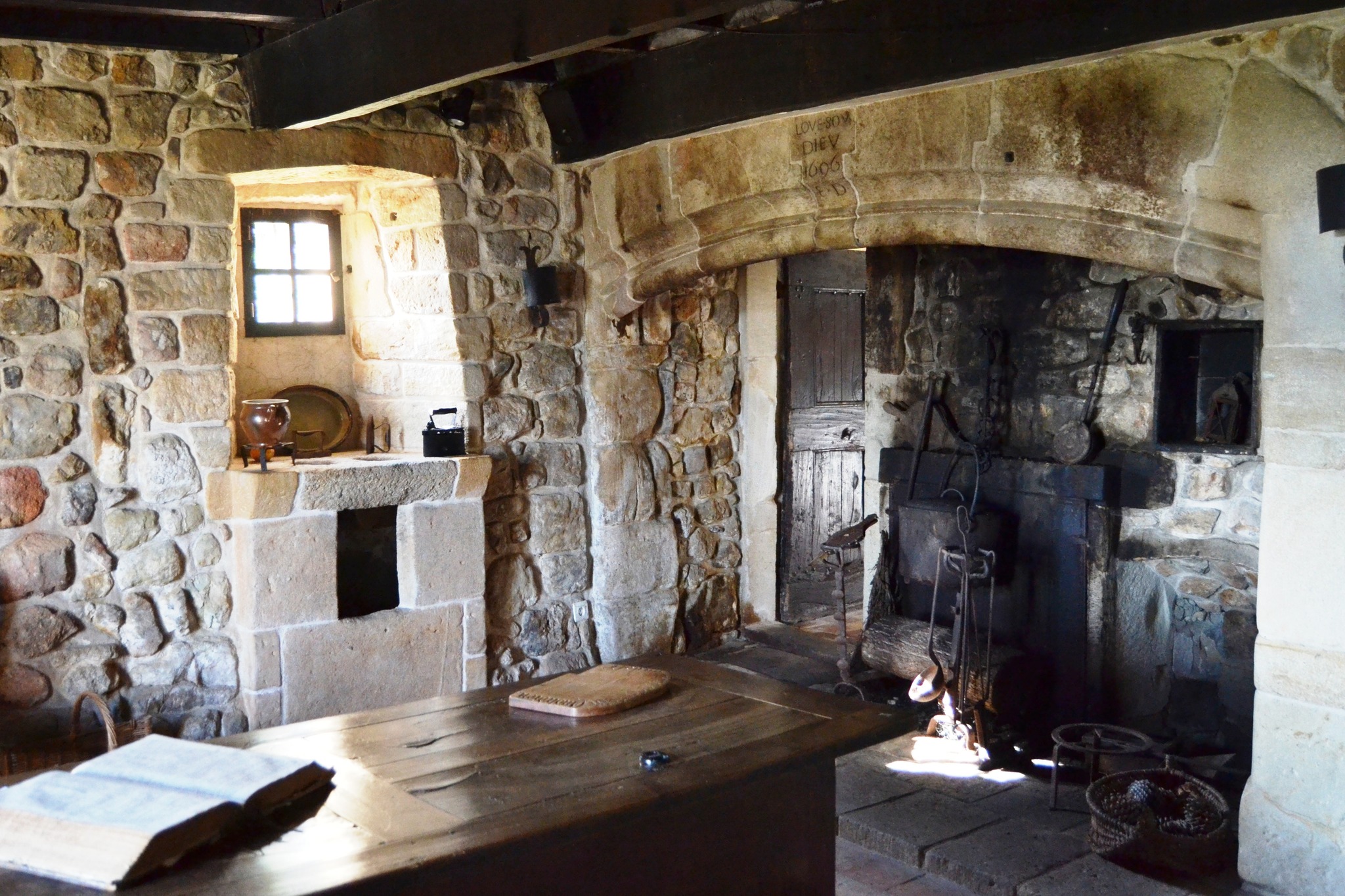 https://vernoux-chalencon.epudf.org/wp-content/uploads/sites/44/2026/04/maison-marie-durand.jpg